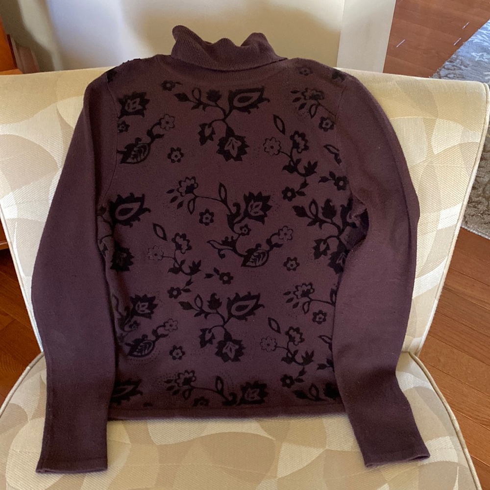 Gorgeous Brown Top with Appliqué